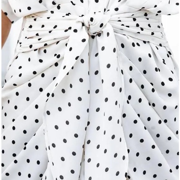 VICI Aurielle Polka Dot Tie Front Midi
Shirt Dress - Black XS - Picture 6 of 6